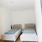 Burg Domizil 아파트